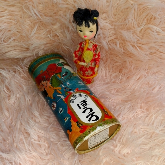 Vintage Asian Doll in Box Retro Geisha Girl Cool Box Yoshitomi Japan Cutlural